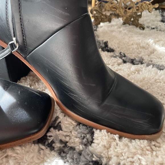 Time and Tru Black Block Heel Ankle Boots - Picture 4 of 7